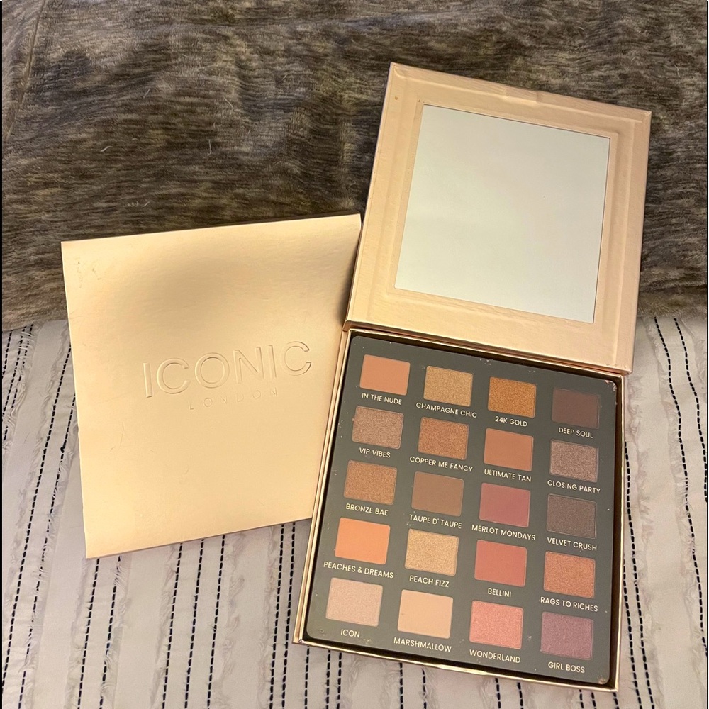 Iconic London eyeshadow palette